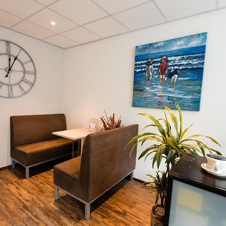 Benb Van Beelen Katwijk aan Zee Exterior photo